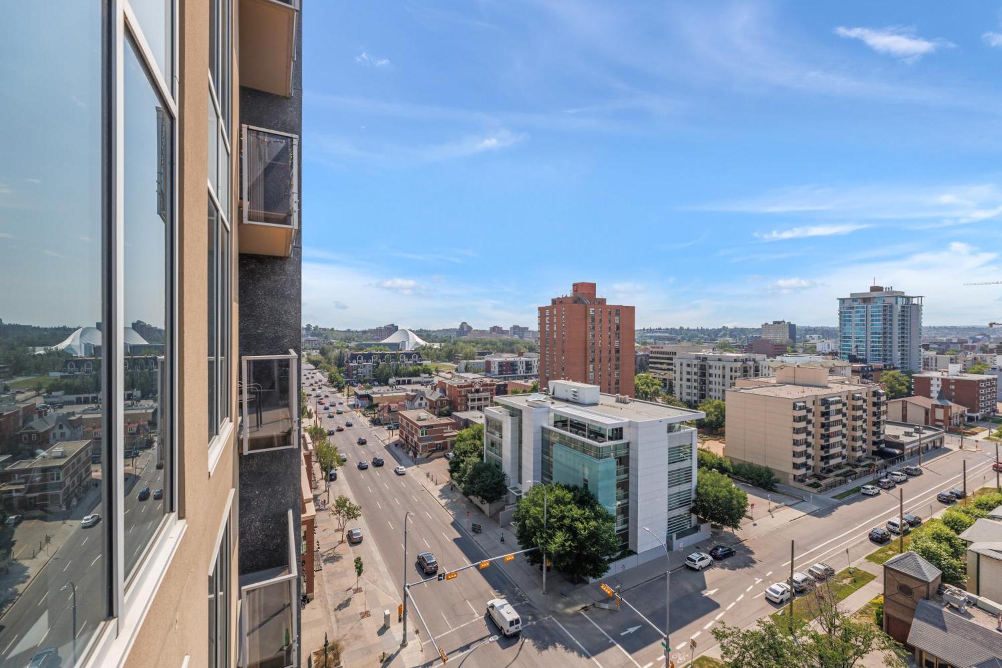 Heart Of Downtown Calgary Spacious Luxury Condo With Stunning Views And Premium Amenities Екстер'єр фото