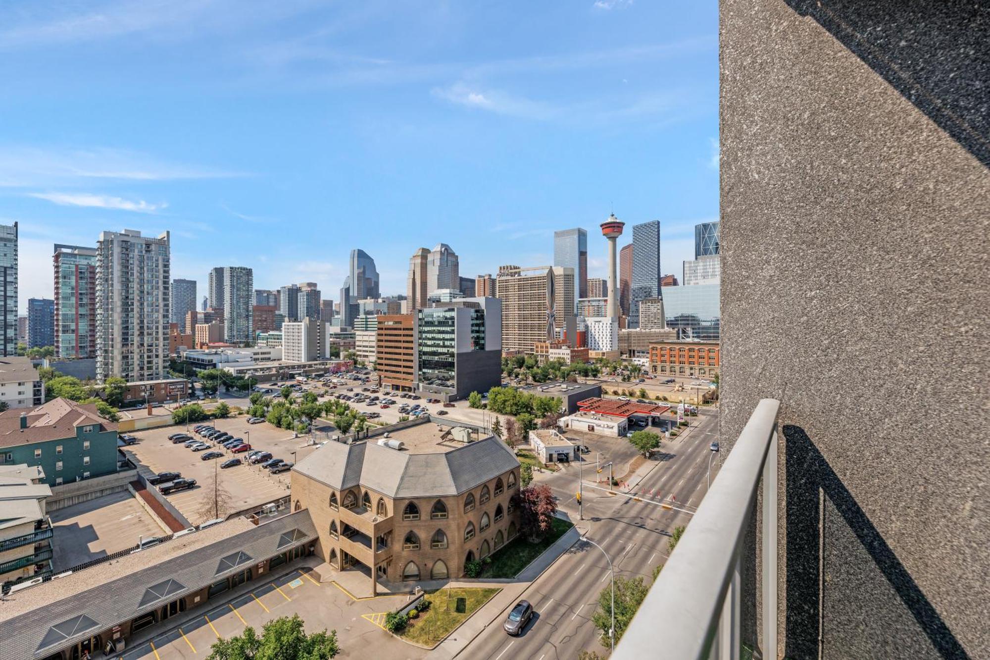 Heart Of Downtown Calgary Spacious Luxury Condo With Stunning Views And Premium Amenities Екстер'єр фото